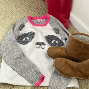 girls sweater with ugg boots to match!🥾👚